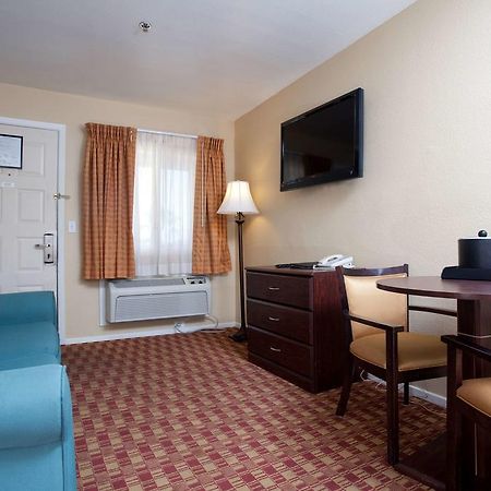 Red Lion Inn & Suites Cathedral City Palm Springs Exterior foto