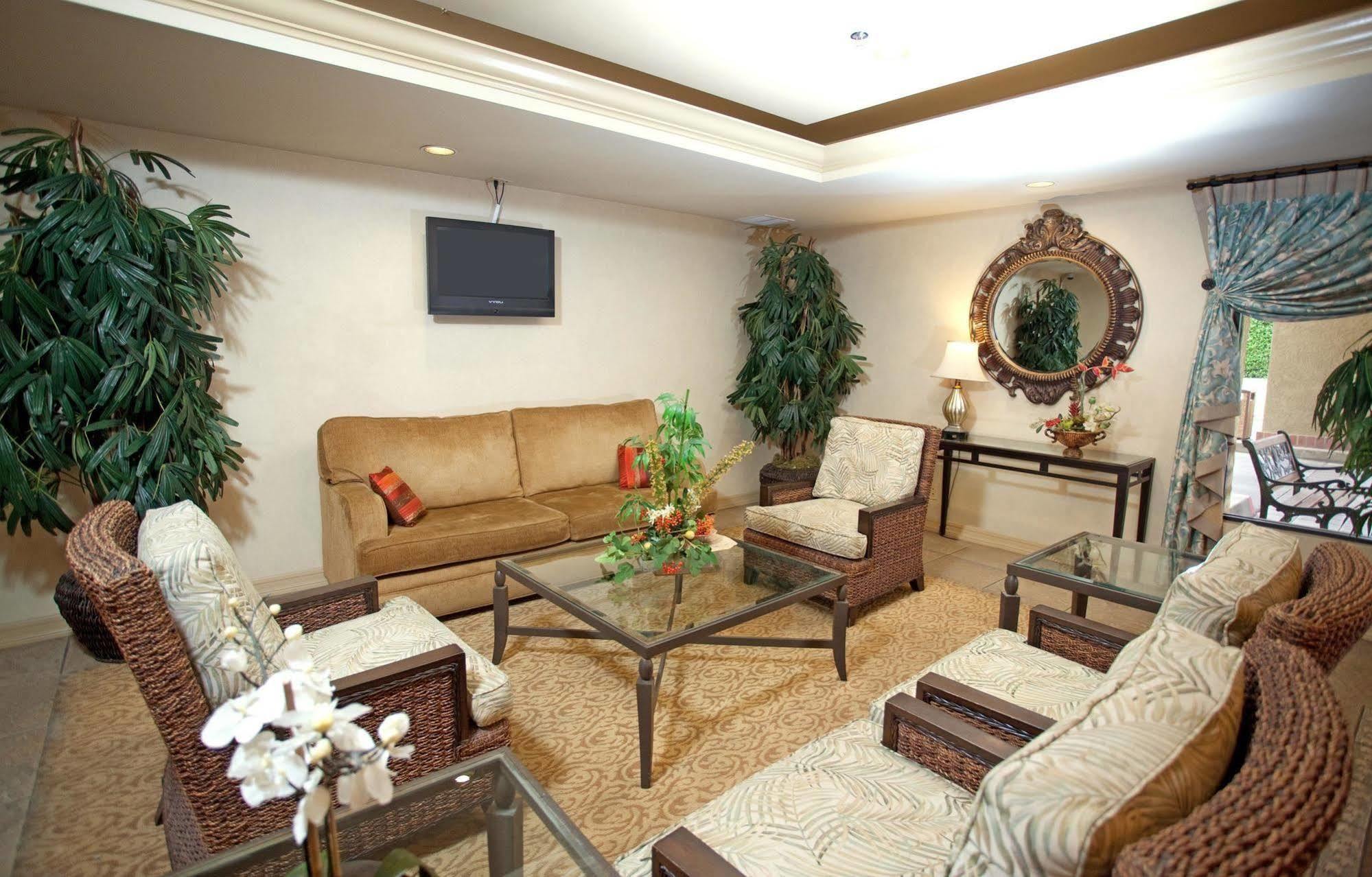 Red Lion Inn & Suites Cathedral City Palm Springs Exterior foto