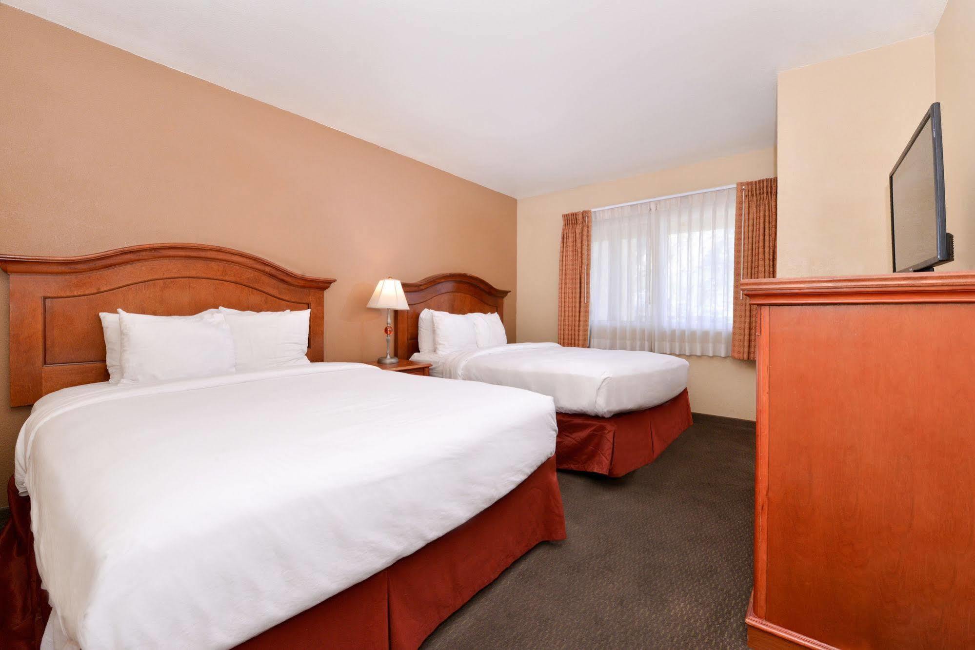 Red Lion Inn & Suites Cathedral City Palm Springs Exterior foto