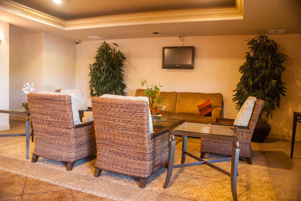 Red Lion Inn & Suites Cathedral City Palm Springs Exterior foto